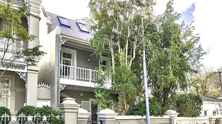 3 Bedroom Property for Sale in Gardens Western Cape